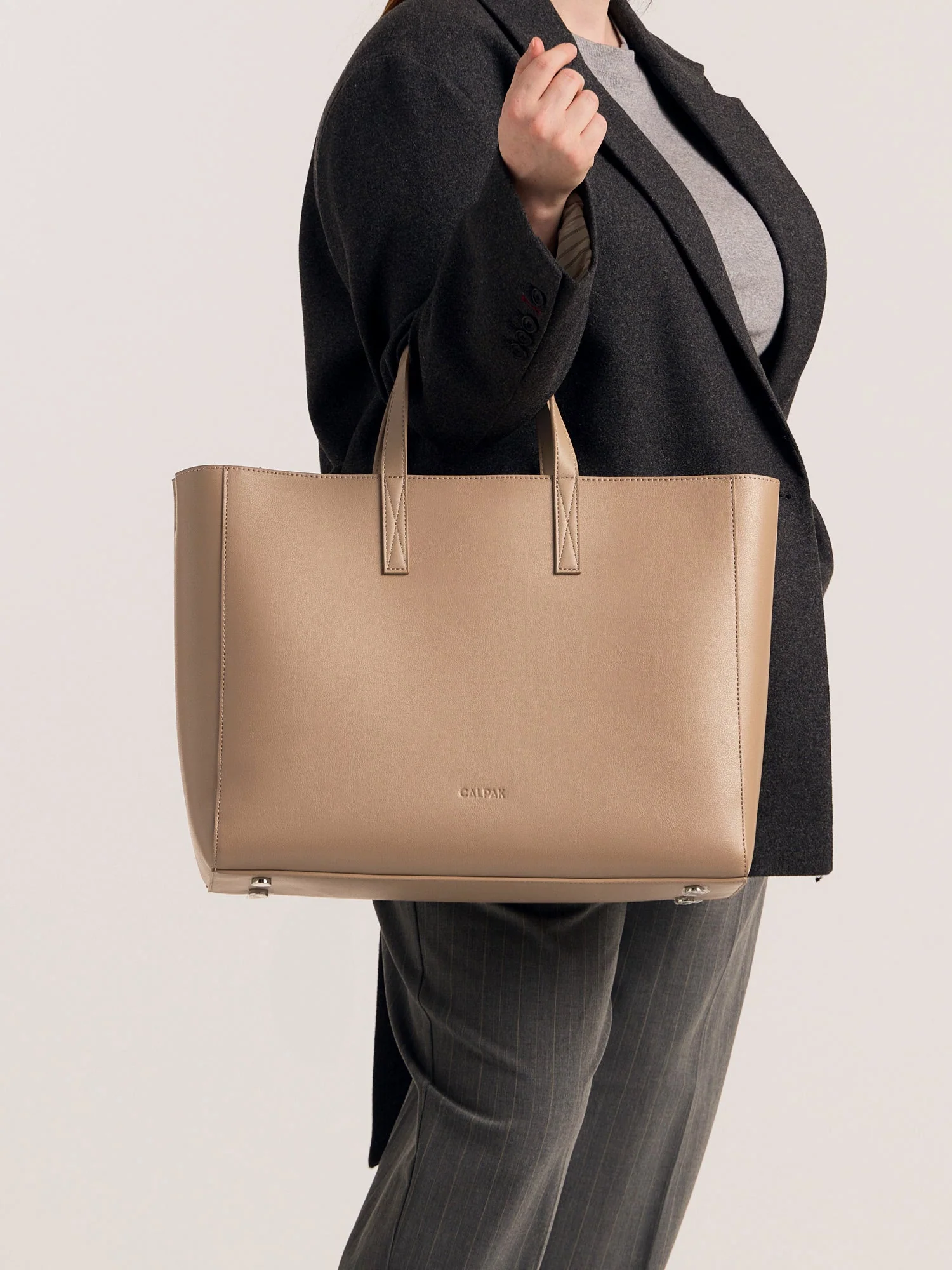 Haven 16" Laptop Tote Bag - Image 41
