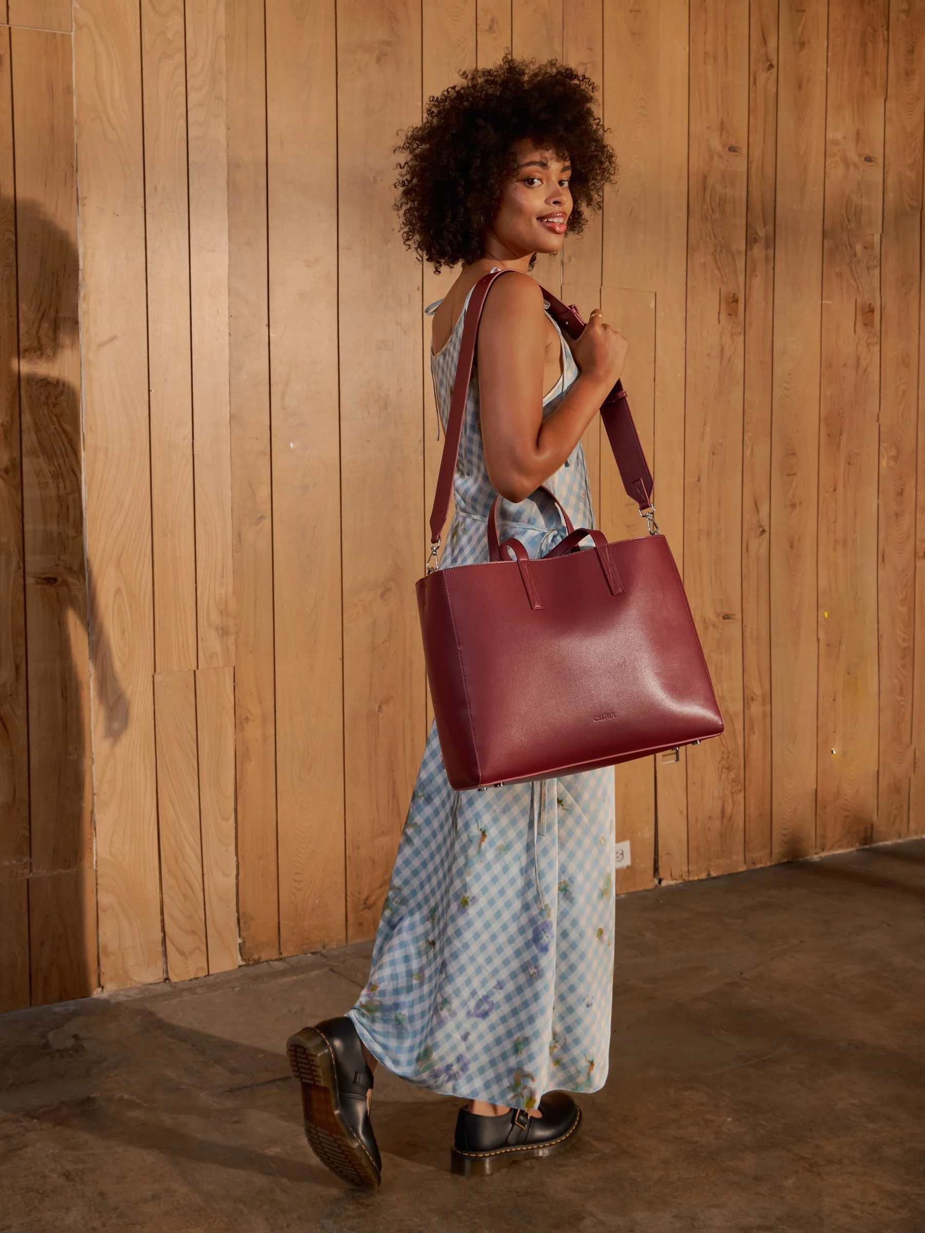 Haven 16" Laptop Tote Bag - Image 46