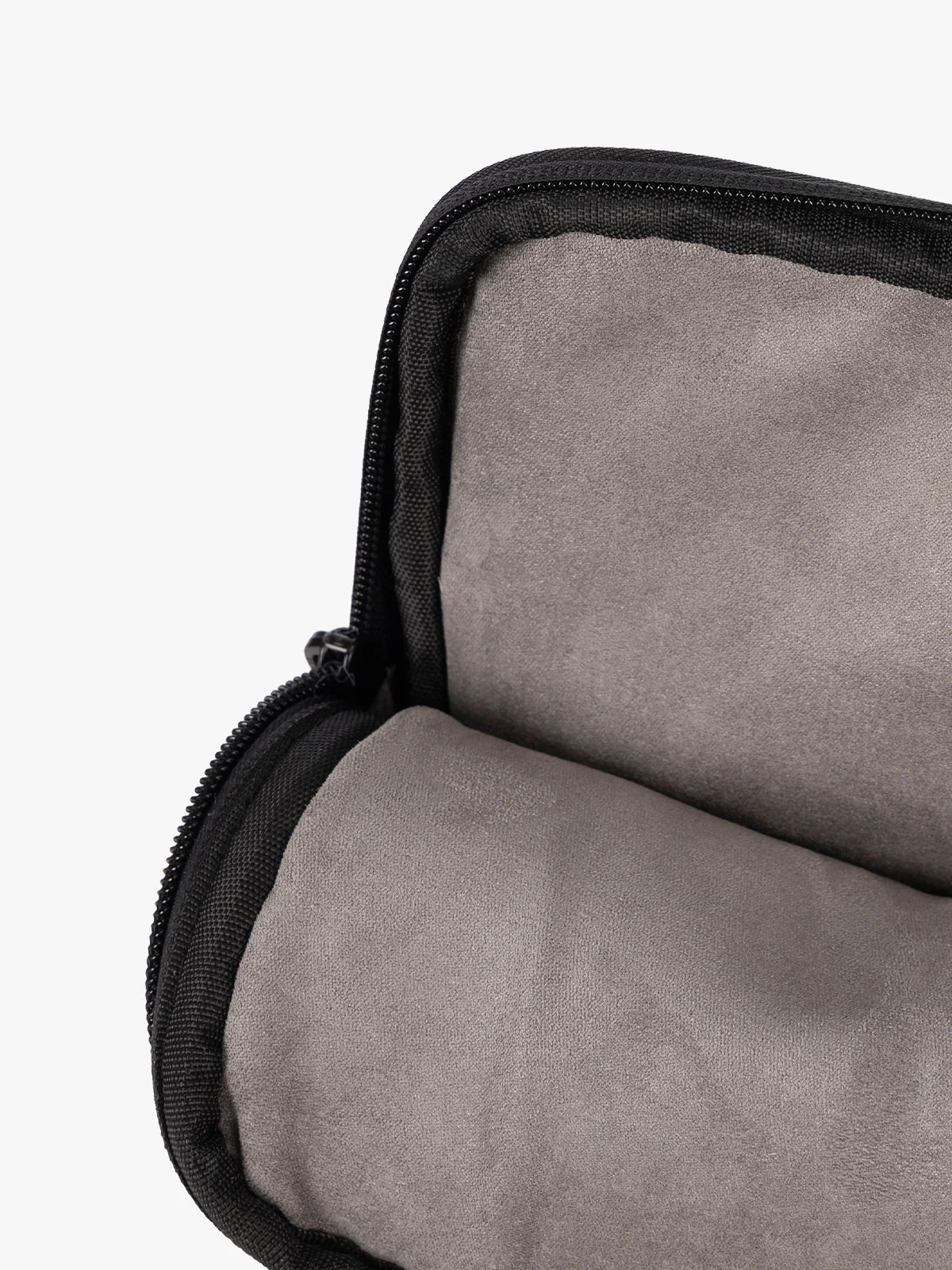 Luka 14" Padded Laptop Sleeve - Image 19