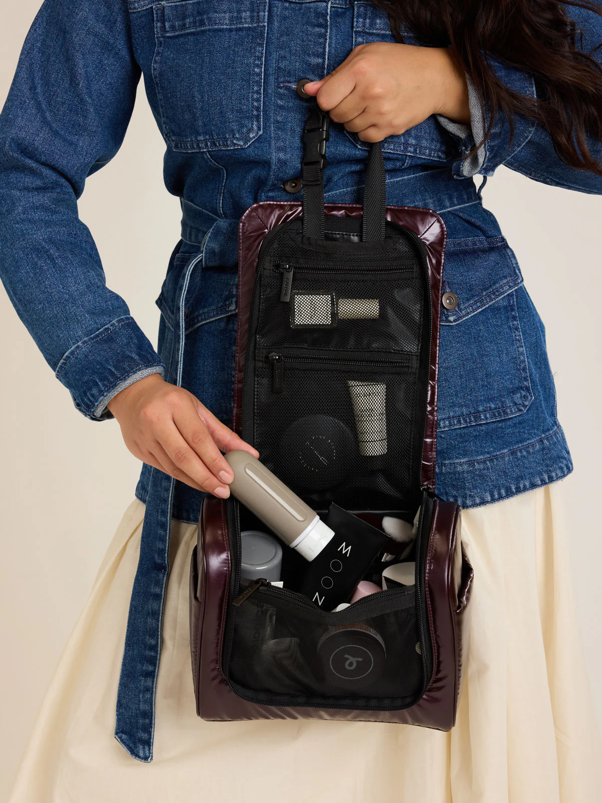 Luka Hanging Toiletry Bag - Image 73