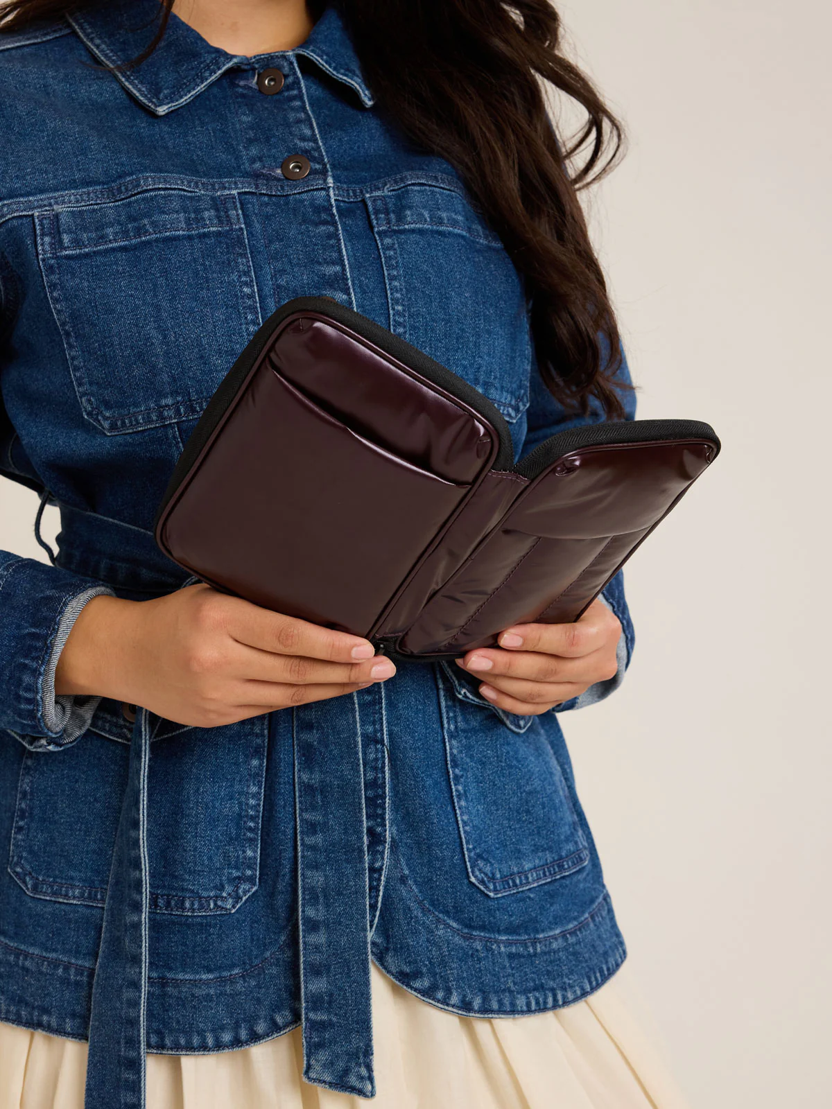 Luka Zip Passport Wallet - Image 33