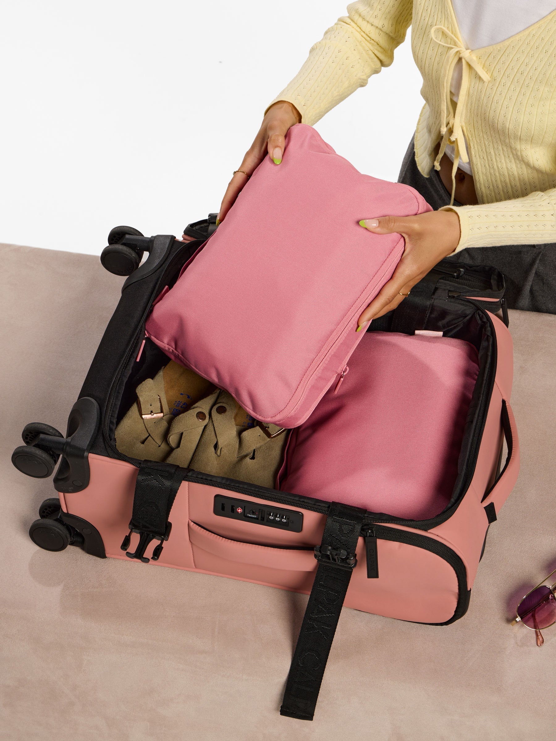 Medium Compression Packing Cubes - Image 112