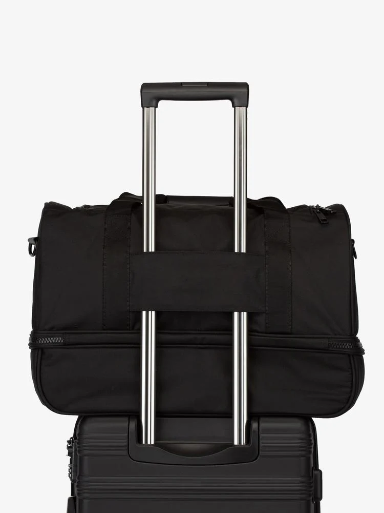 Stevyn Duffel Bag with Shoe Compartment - Image 15