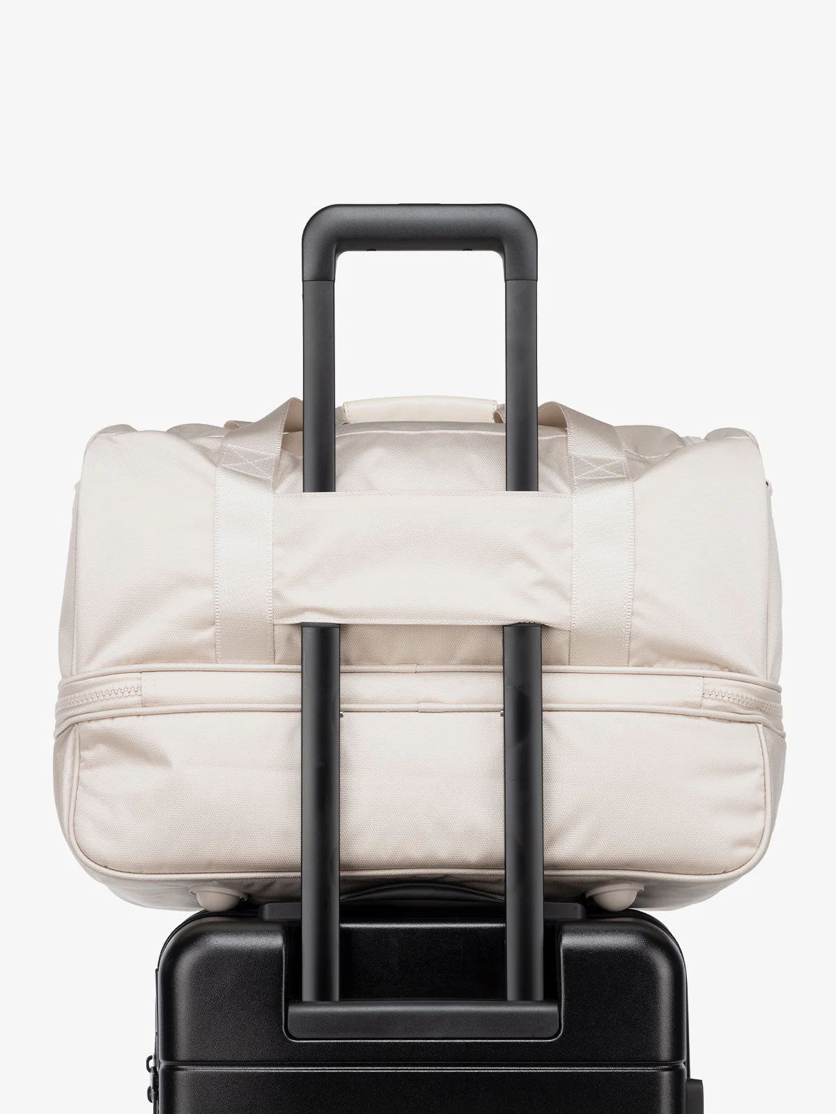 Stevyn Duffel Bag with Shoe Compartment - Image 36