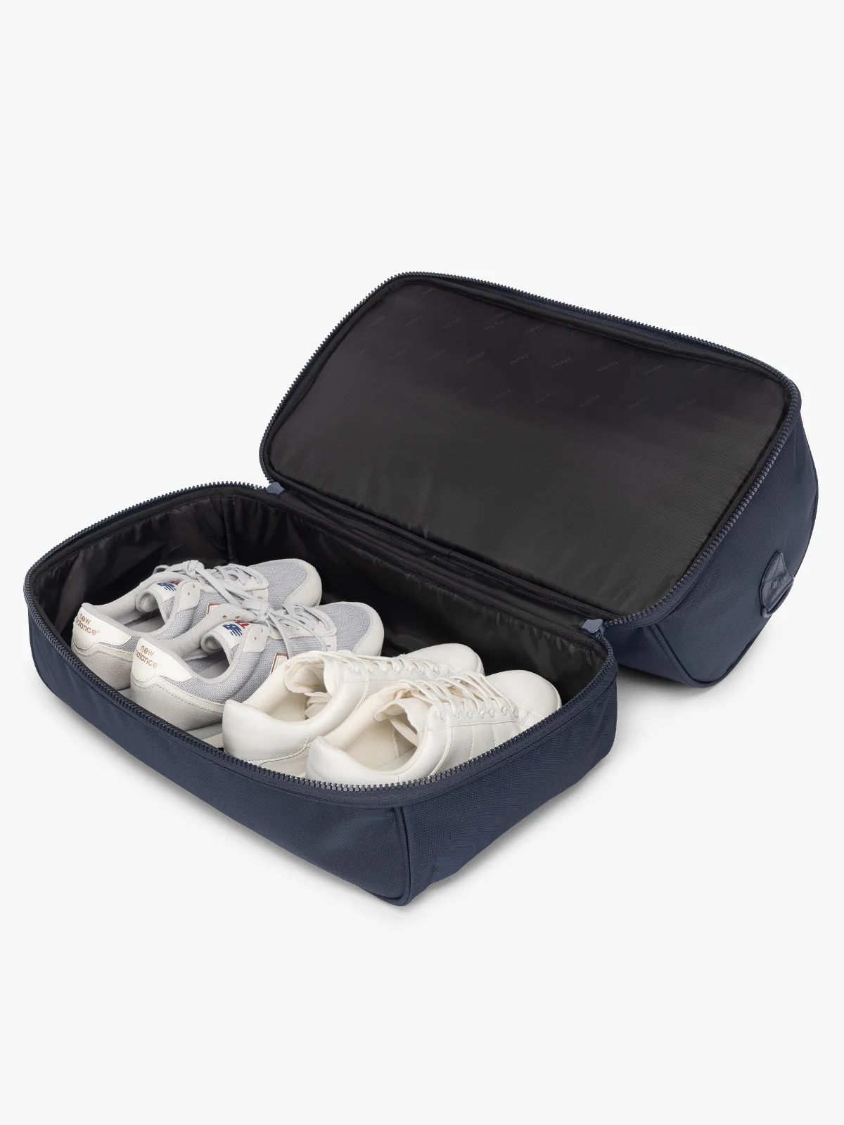 Stevyn Duffel Bag with Shoe Compartment - Image 95