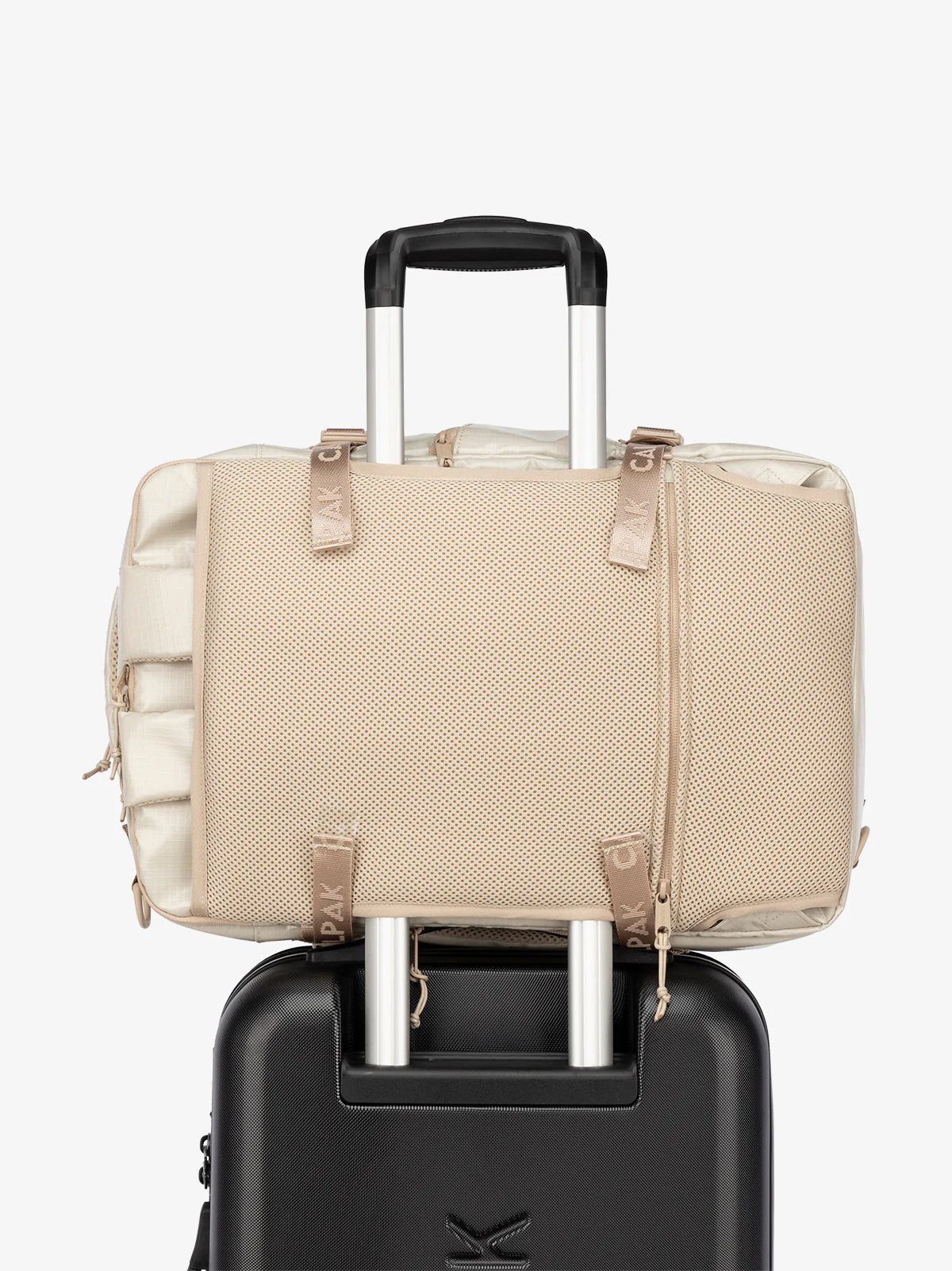 Terra 26L Laptop Duffel Backpack - Image 28