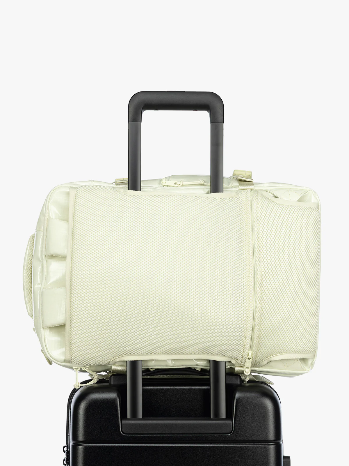 Terra 26L Laptop Duffel Backpack - Image 95